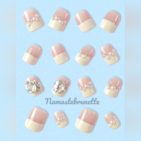 Rhinestone & Pearls French Manicure Press On Nails - Picture 5 of 8
